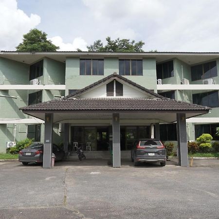 Sport Inn Chiang Rai Exterior foto